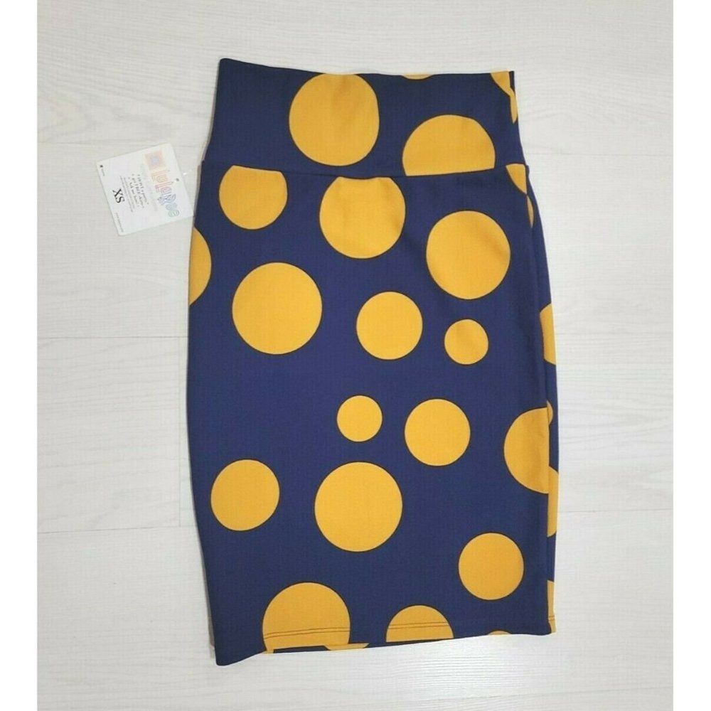 Lularoe Cassie - Size XS - Blue & Yellow Dot